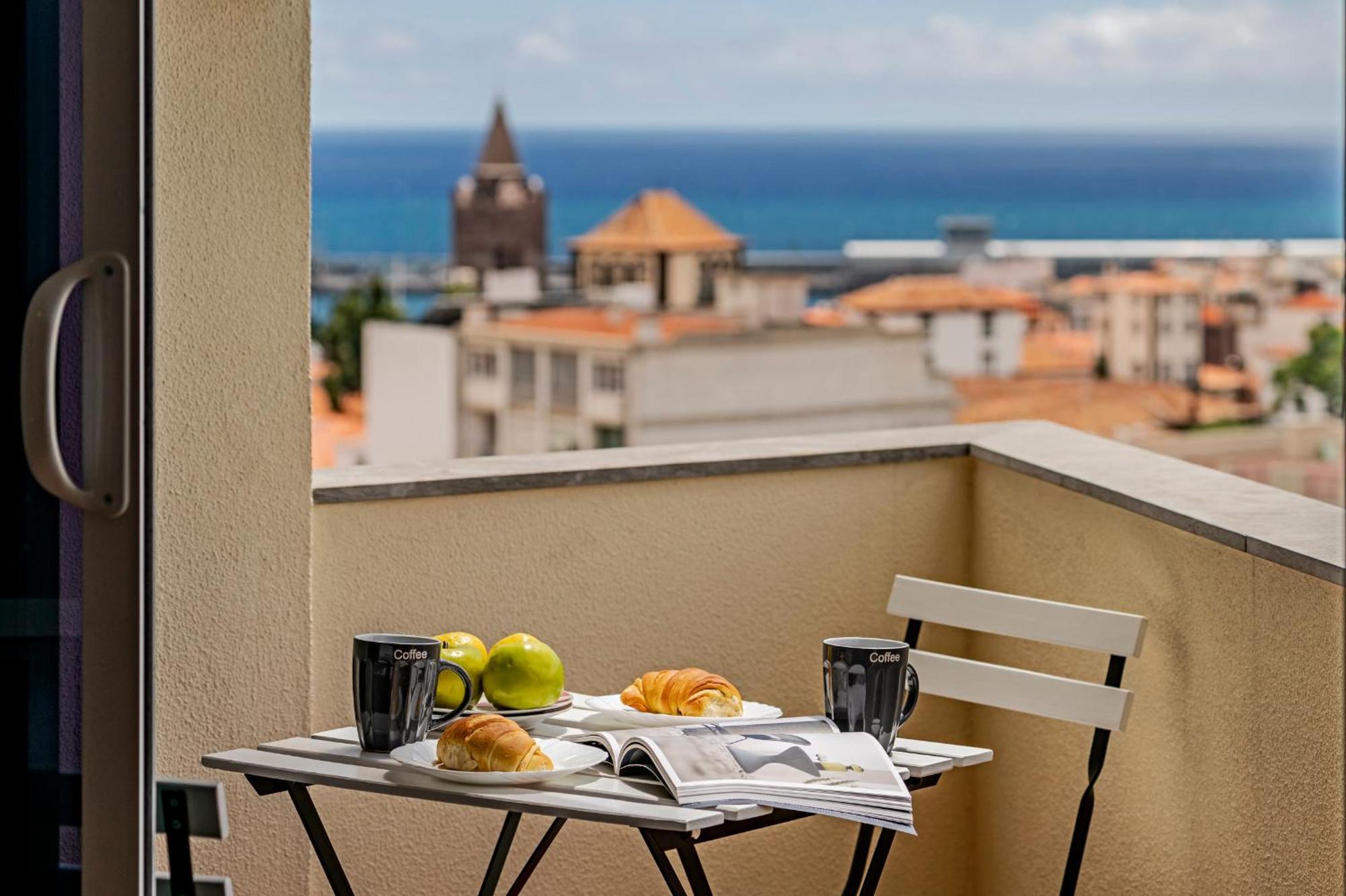 Luxury View Apartment Funchal Exteriör bild